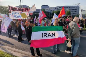 تظاهرات حسین خرمی